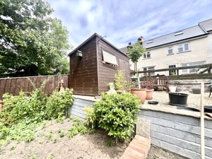 Rear- click for photo gallery